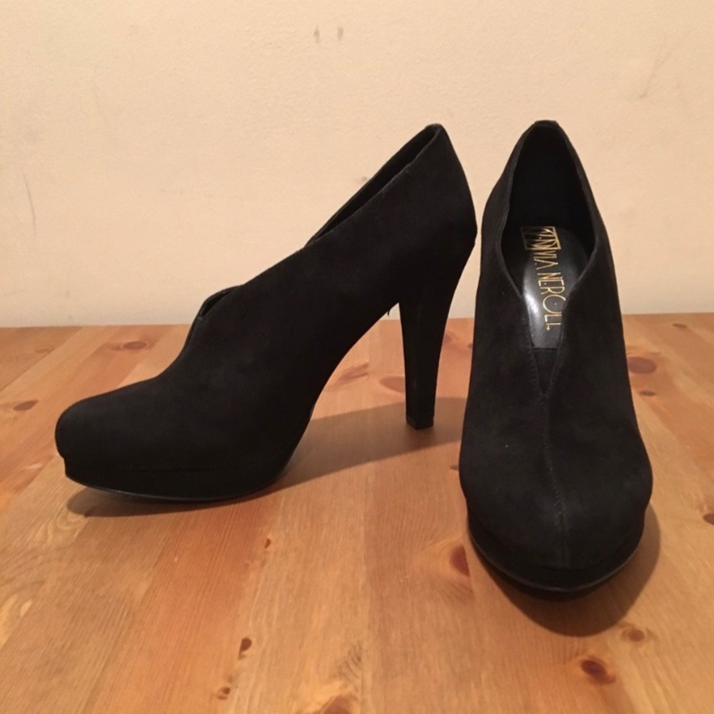 Via Neroli black suede ankle booties